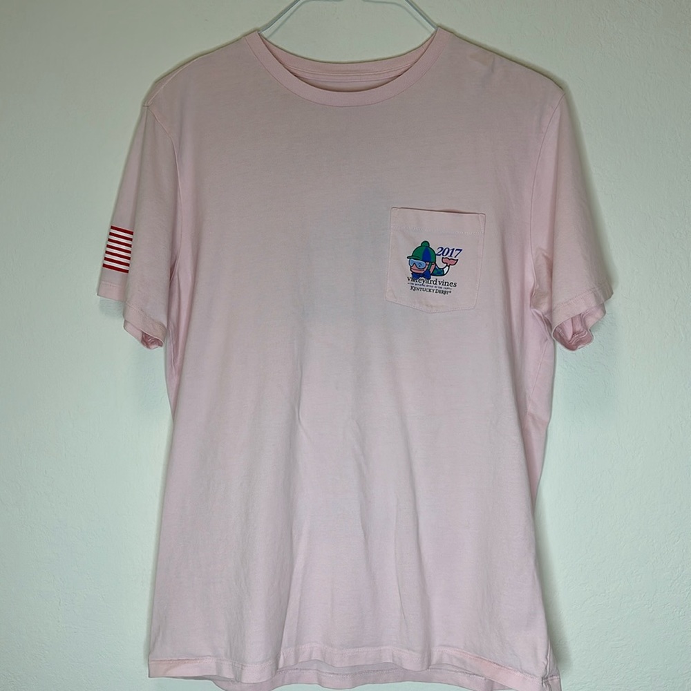 Men’s pink vineyard vines 143rd Kentucky Derby T-shirt size medium